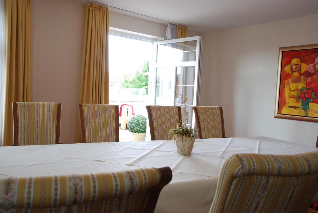 Muensterlaender Hof Hotel Cloppenburg Bagian luar foto