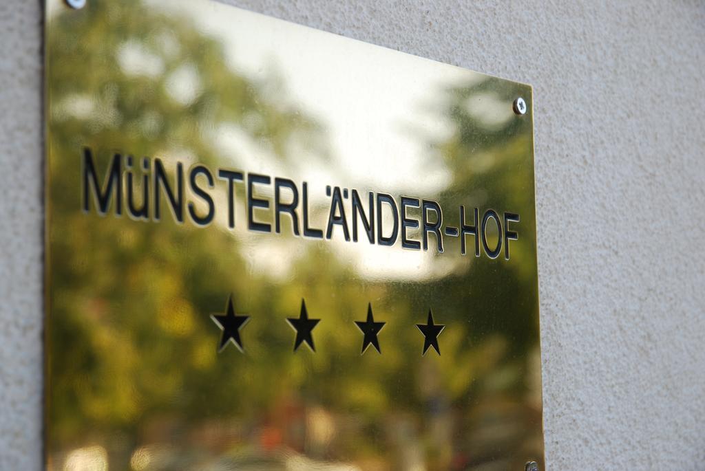 Muensterlaender Hof Hotel Cloppenburg Bagian luar foto